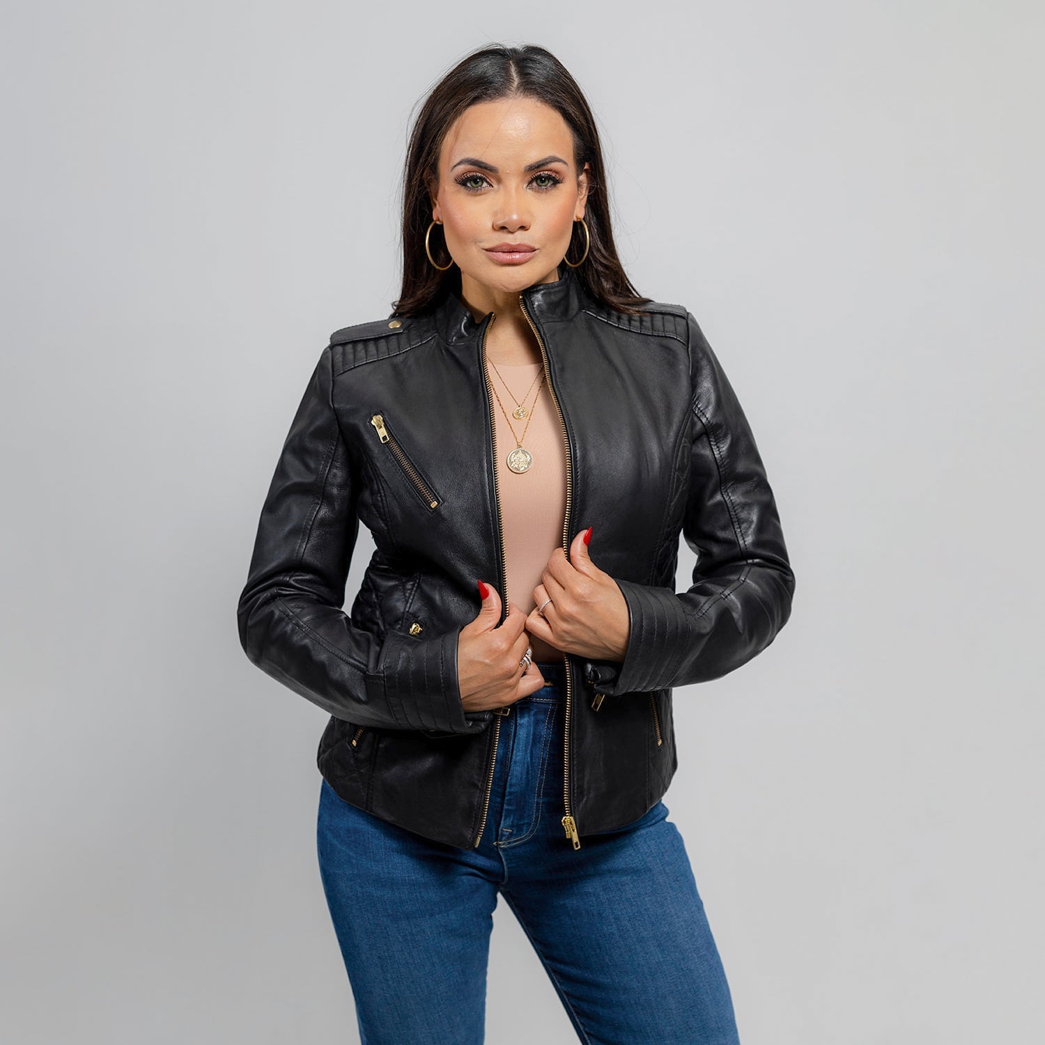 Stylish Women's Leather Jackets for Every Fashionable Moment